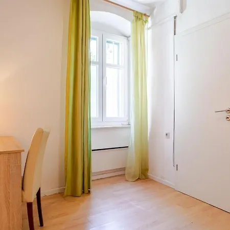 Bacvice Apartment Split